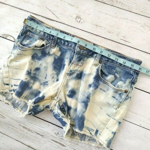 American Rag Upcycled Reverse Tie Dye sz 9 Shorts - Picture 8 of 10